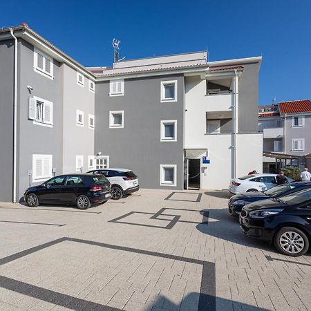 Apartments Crnekovic Tomislava 8A 巴斯卡 外观 照片