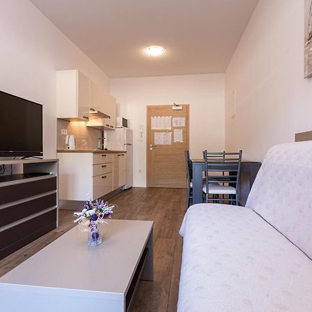 Apartments Crnekovic Tomislava 8A 巴斯卡 外观 照片
