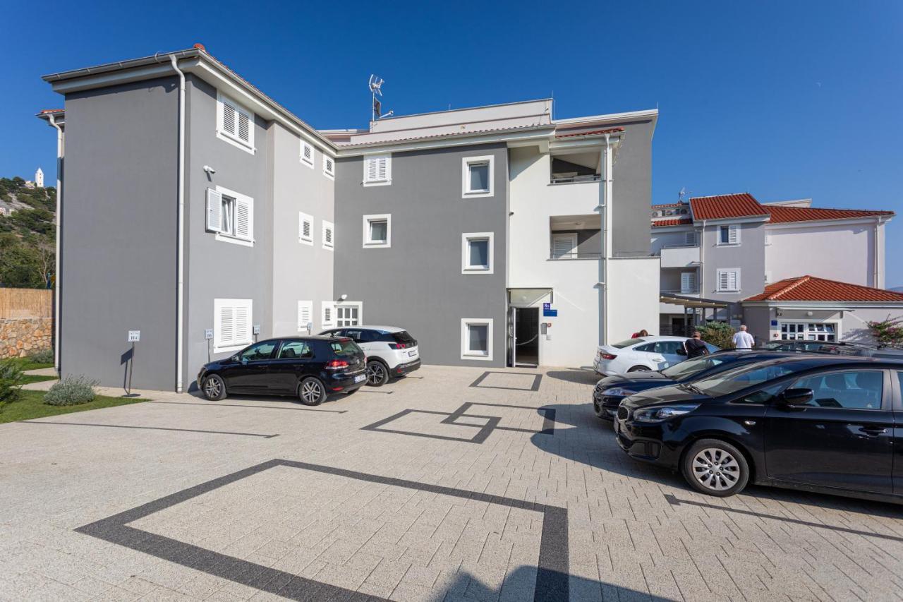 Apartments Crnekovic Tomislava 8A 巴斯卡 外观 照片