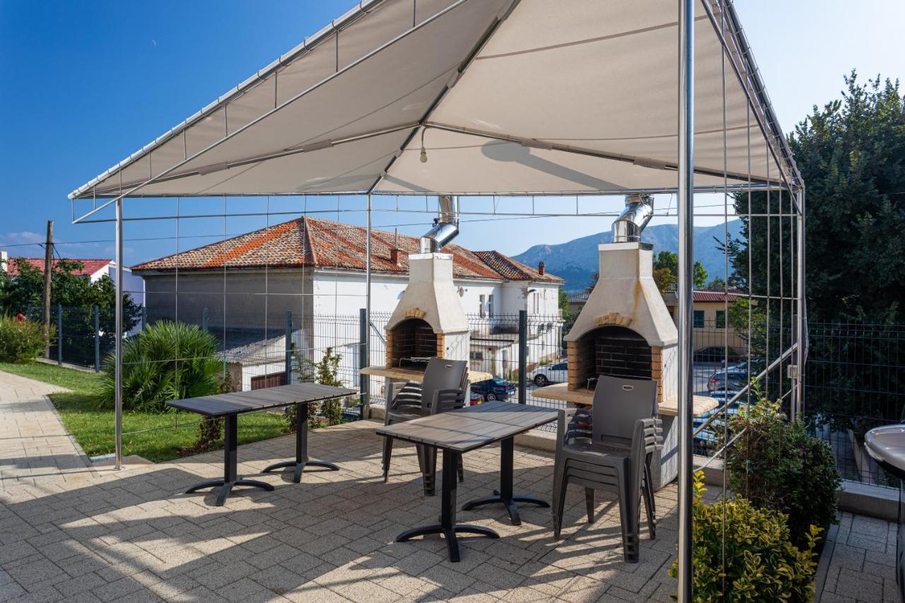 Apartments Crnekovic Tomislava 8A 巴斯卡 外观 照片
