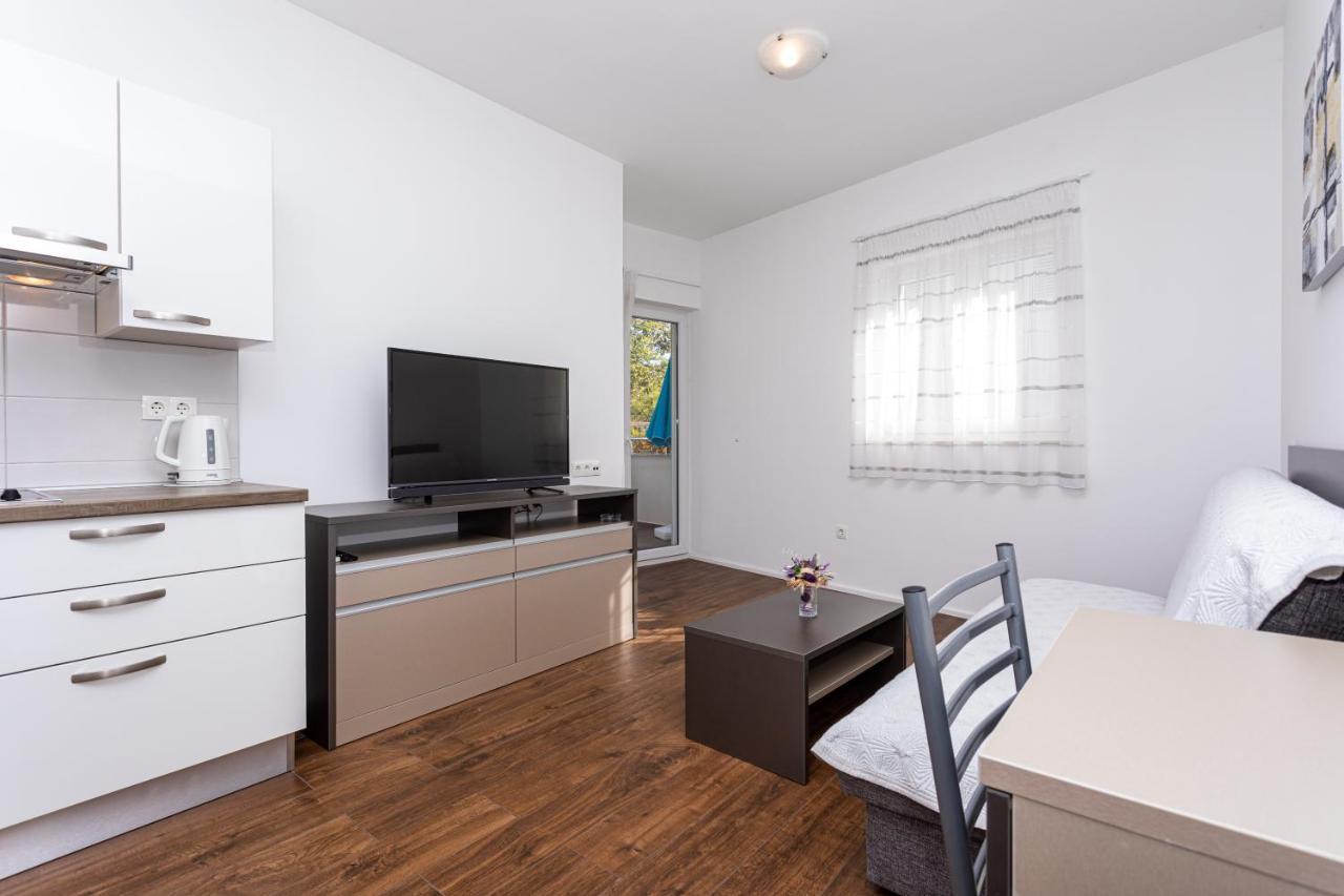 Apartments Crnekovic Tomislava 8A 巴斯卡 外观 照片