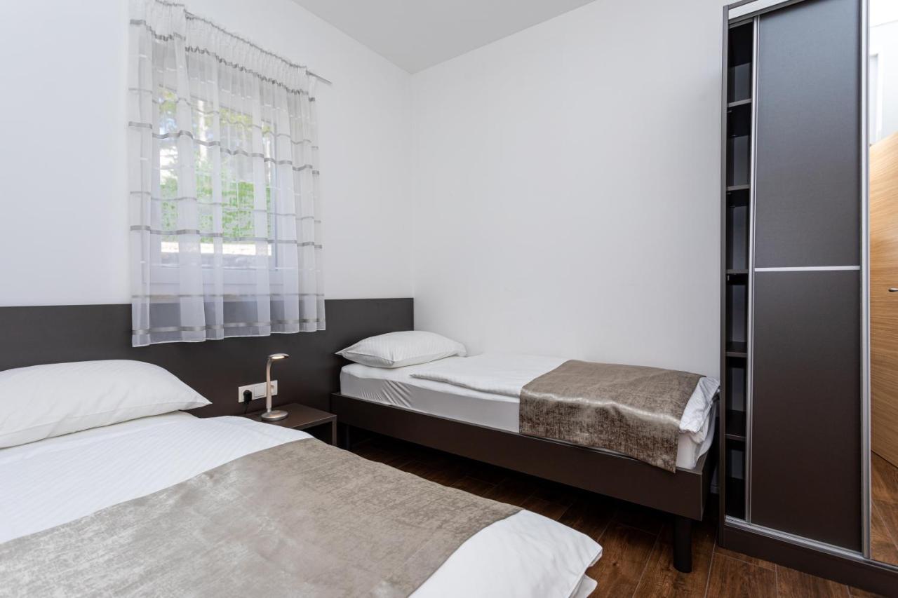 Apartments Crnekovic Tomislava 8A 巴斯卡 外观 照片