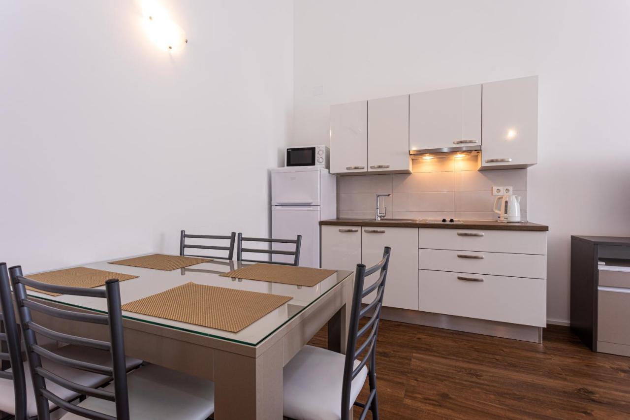 Apartments Crnekovic Tomislava 8A 巴斯卡 外观 照片