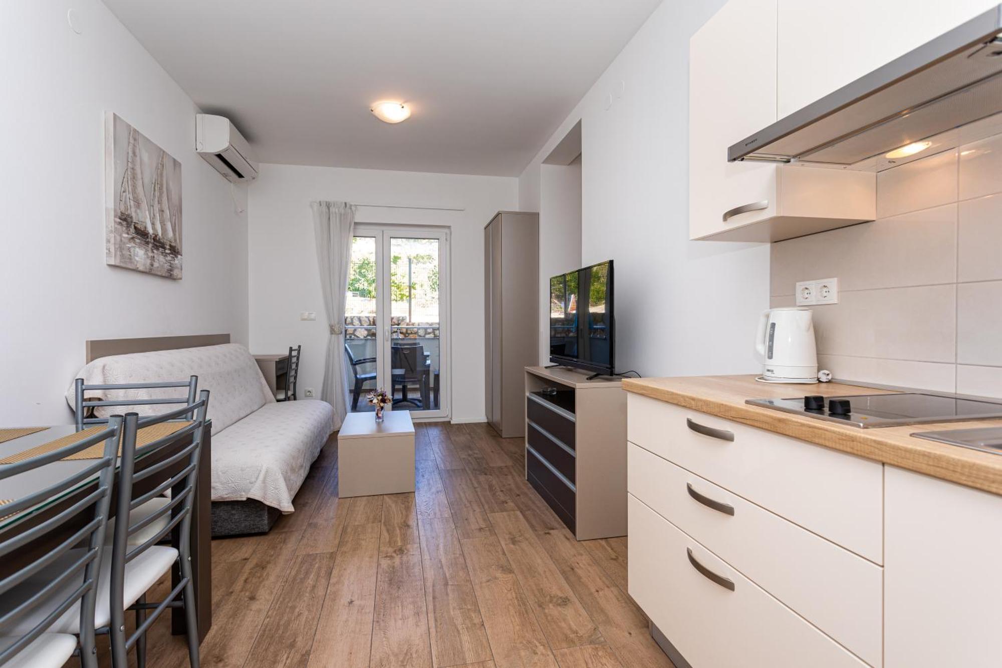 Apartments Crnekovic Tomislava 8A 巴斯卡 外观 照片
