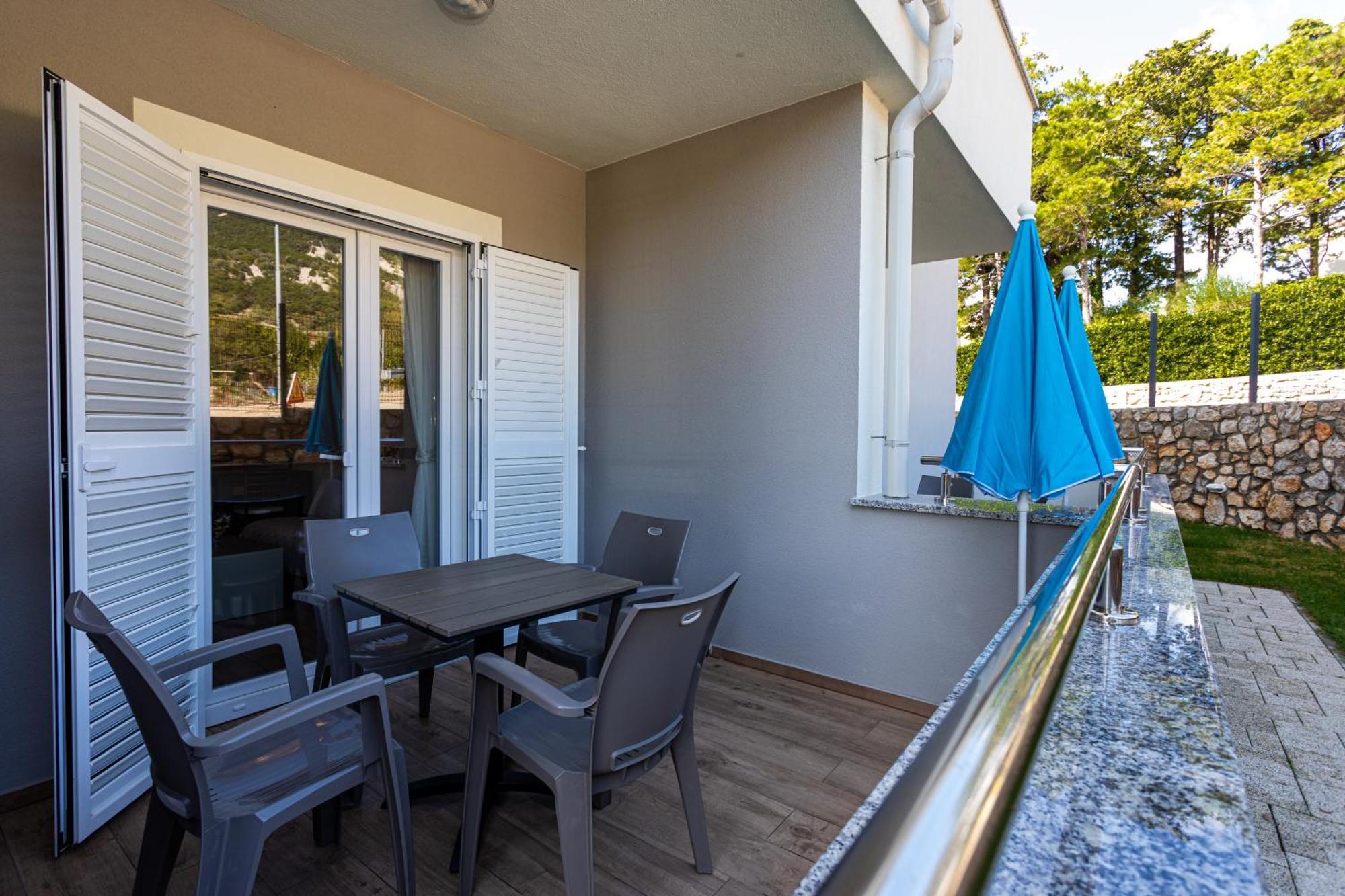 Apartments Crnekovic Tomislava 8A 巴斯卡 外观 照片